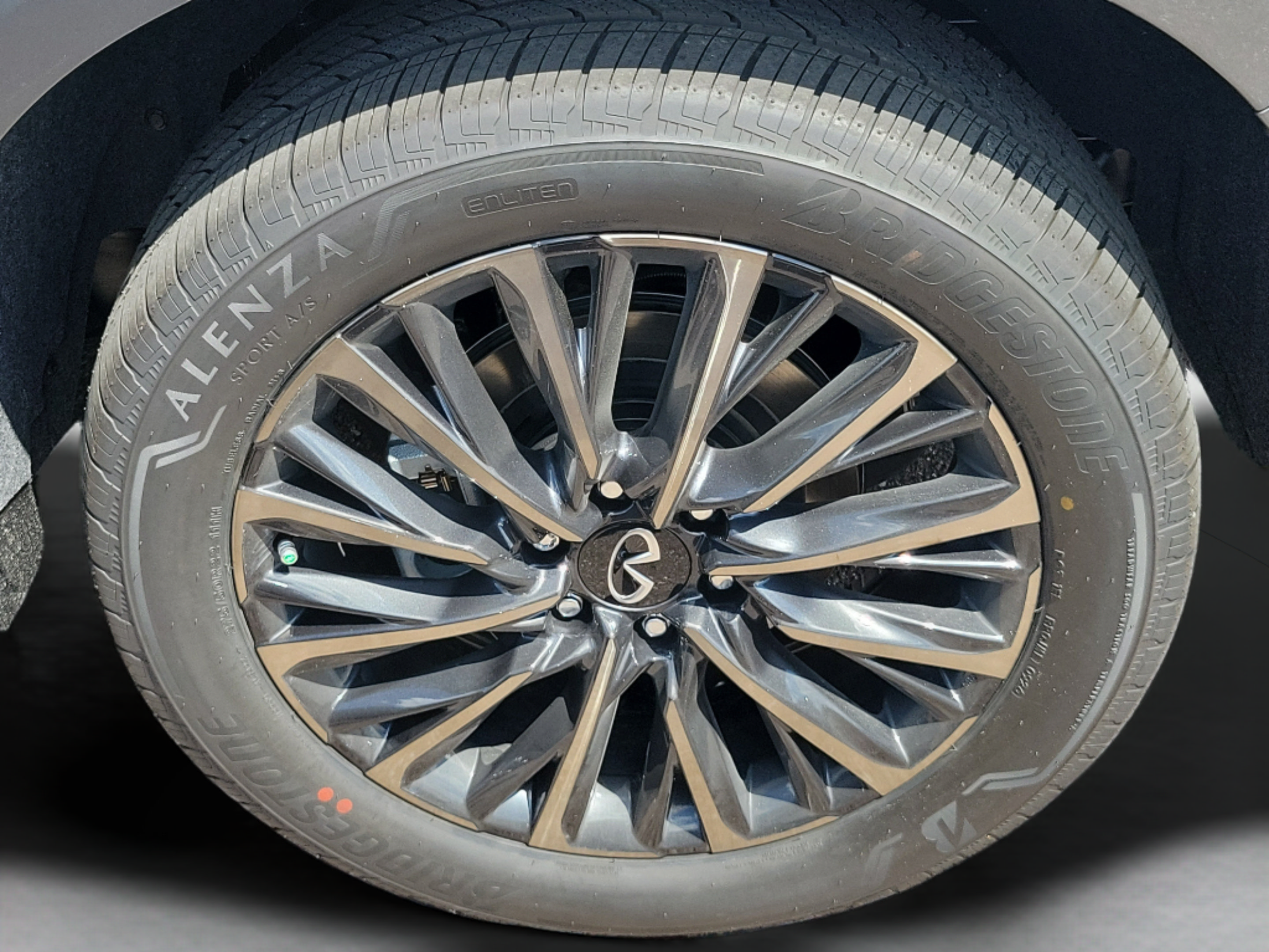 New 2027 INFINITI QX80 Autograph w/ Premium Cargo Package AWD/4WD image 28