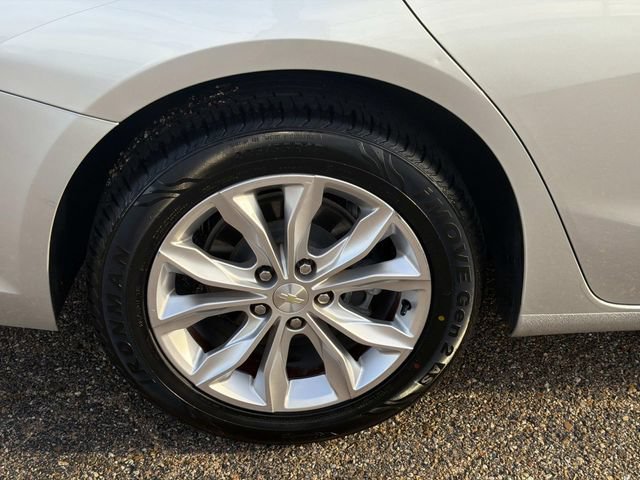 Used 2020 Chevrolet Malibu LT FWD image 5