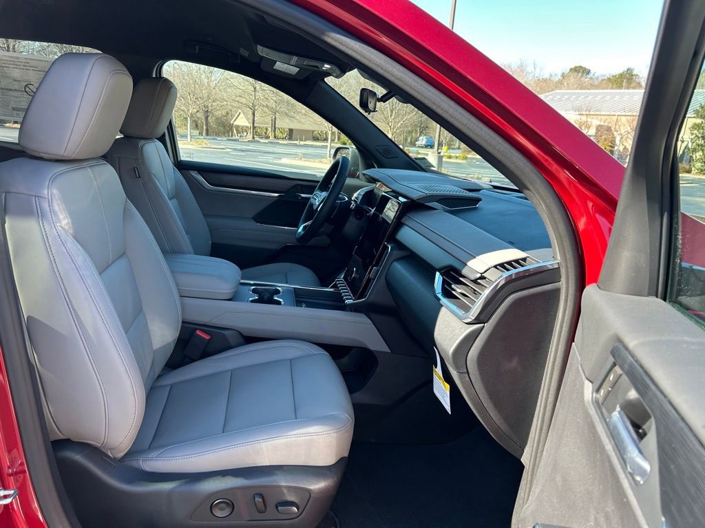 New 2026 GMC Acadia Elevation w/ Elevation Premium Package FWD image 48