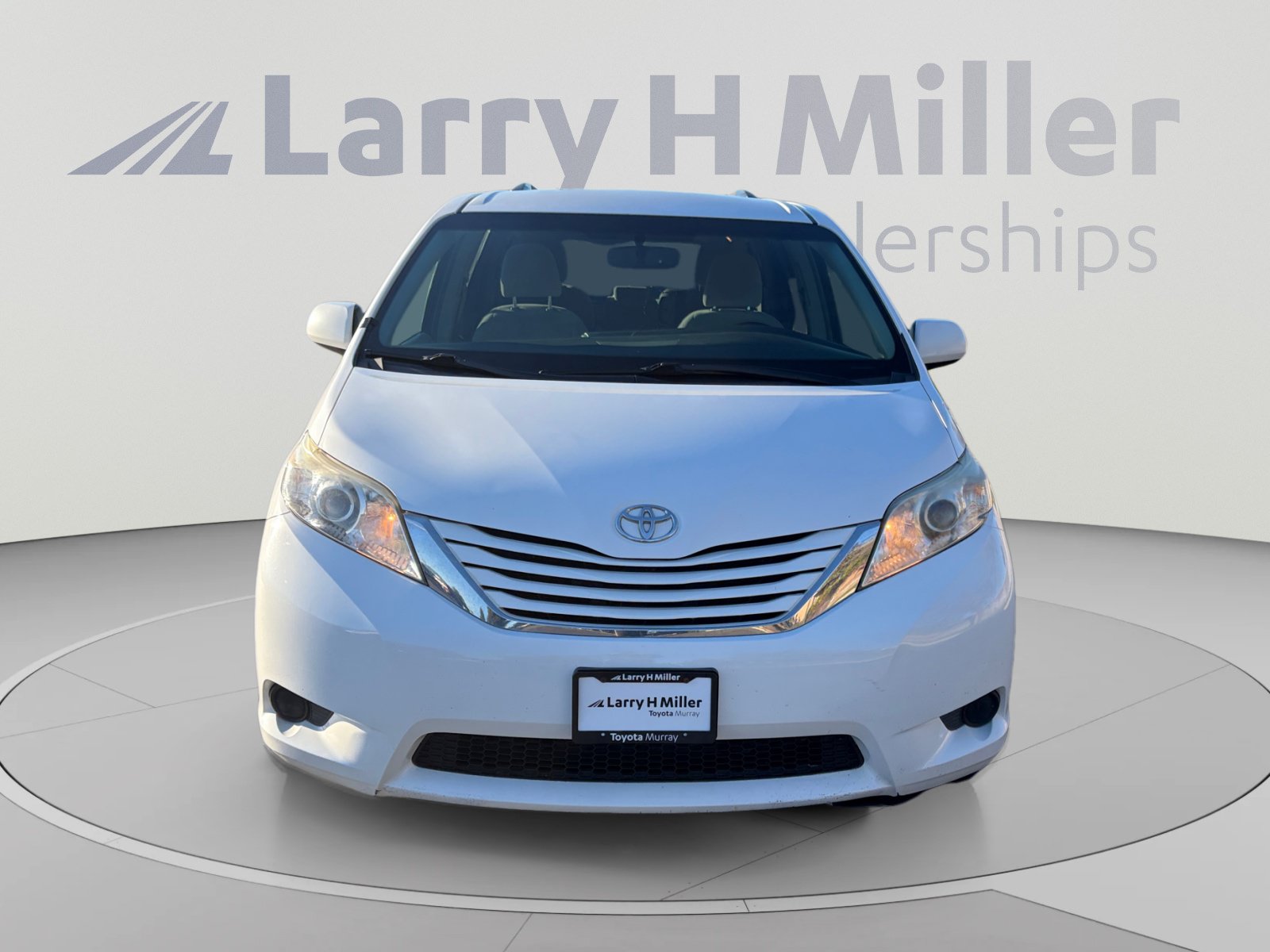 Used 2017 Toyota Sienna LE FWD image 8