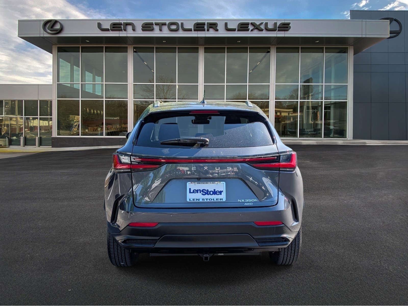 Used 2023 Lexus NX 350h AWD image 4