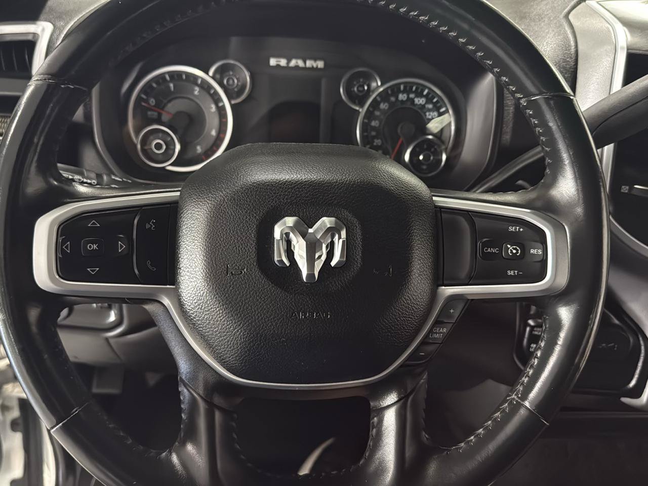 Used 2024 RAM 2500 Big Horn w/ Off Road Package AWD/4WD image 13