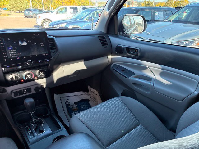 Used 2013 Toyota Tacoma PreRunner w/ Convenience Pkg RWD image 25