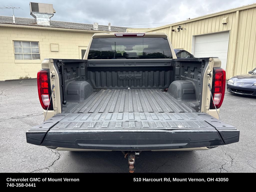Used 2022 GMC Sierra 1500 Elevation w/ LPO, Elevation Black Package AWD/4WD image 20