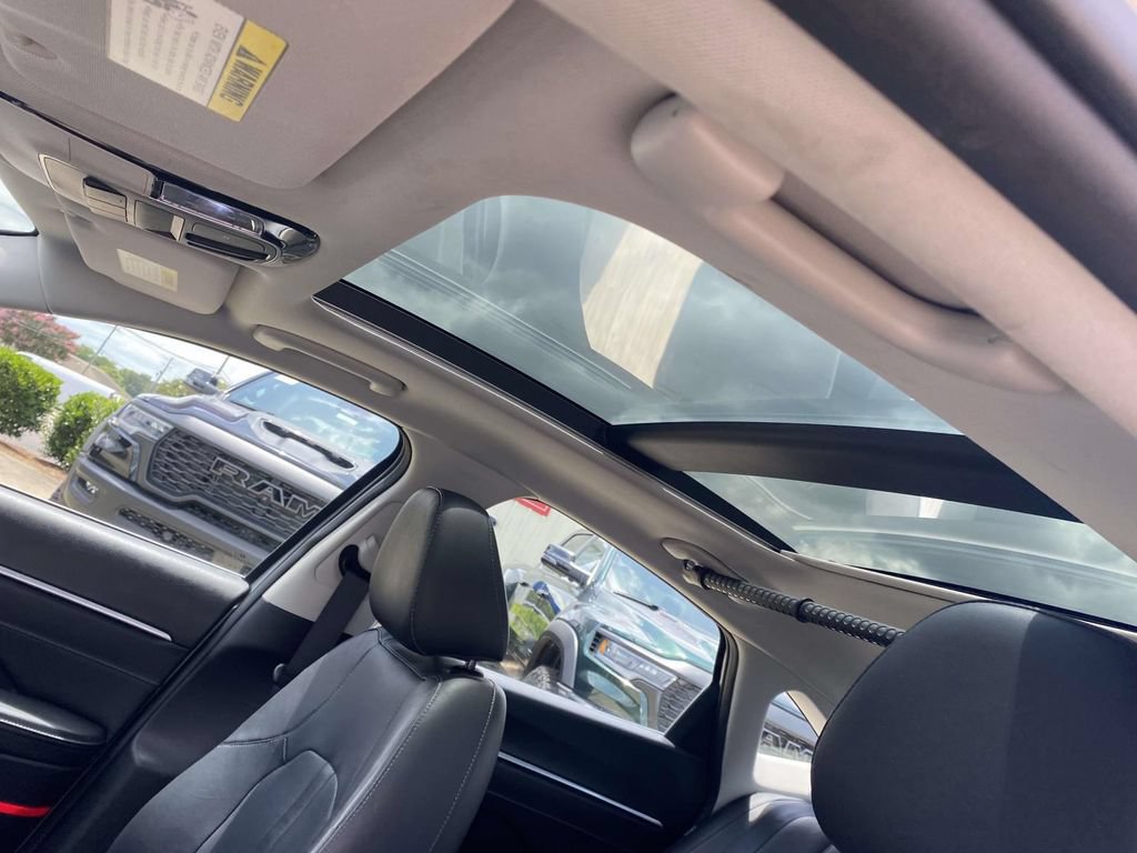 Used 2021 Hyundai Sonata Limited FWD image 23