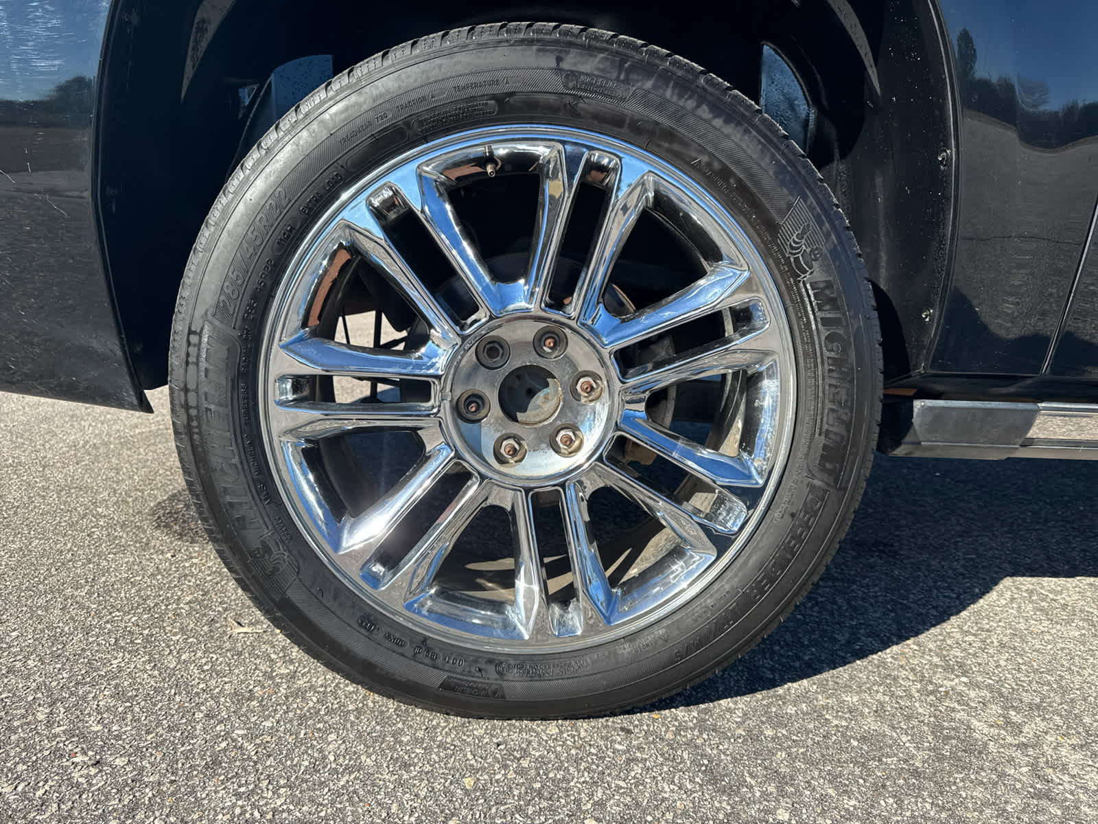 Used 2014 Cadillac Escalade ESV Platinum image 46