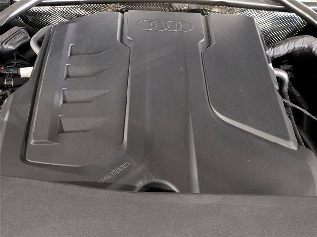 New 2025 Audi Q5 Premium w/ Convenience Package AWD/4WD image 18