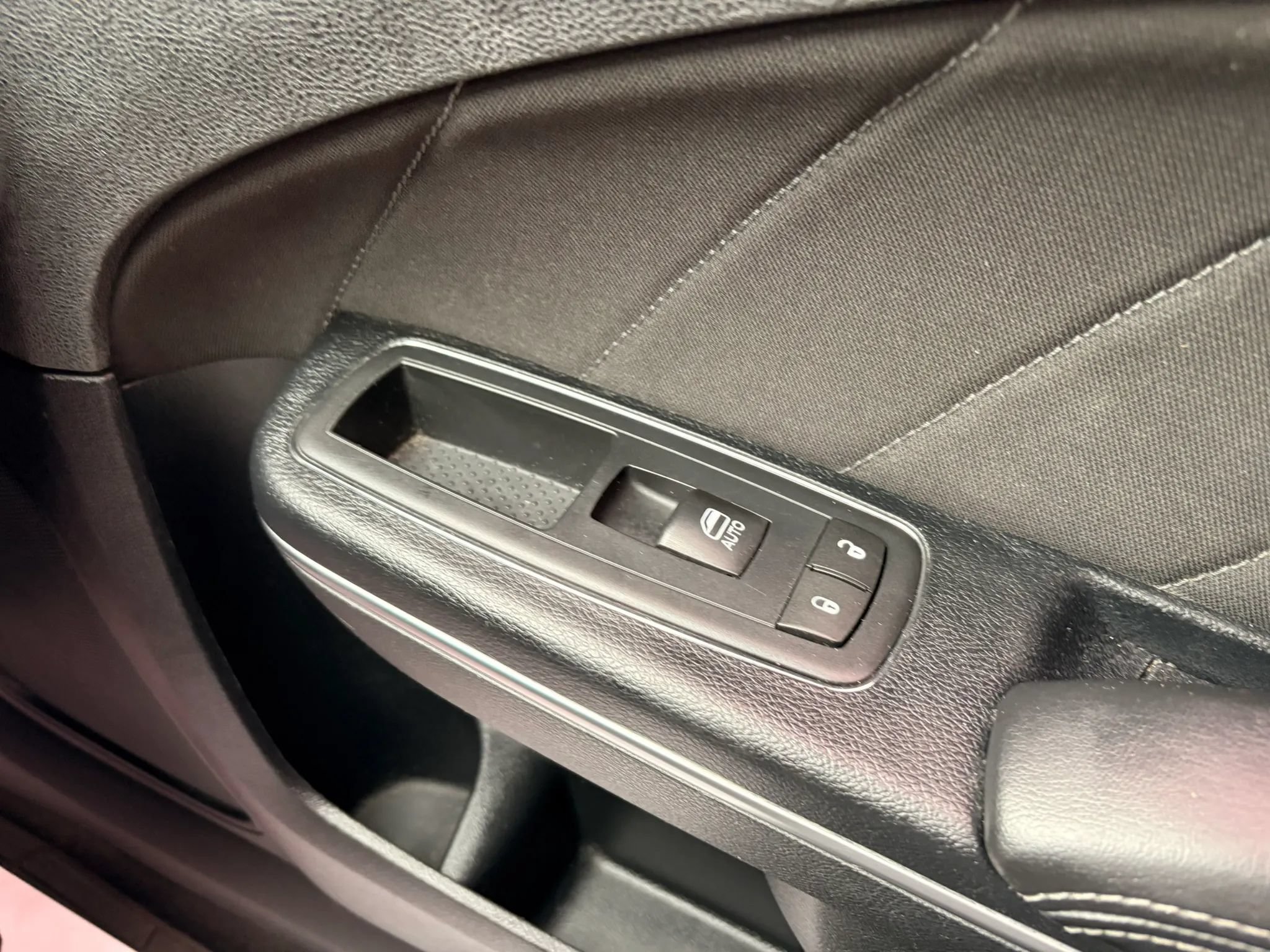 Used 2016 Dodge Charger R/T RWD image 26