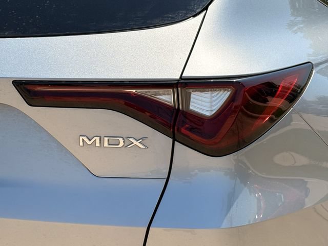 Certified 2025 Acura MDX FWD w/ Technology Package image 8