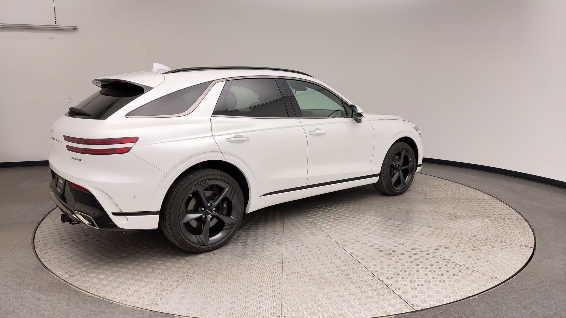 Certified 2026 Genesis GV70 3.5T Sport Prestige AWD/4WD image 2