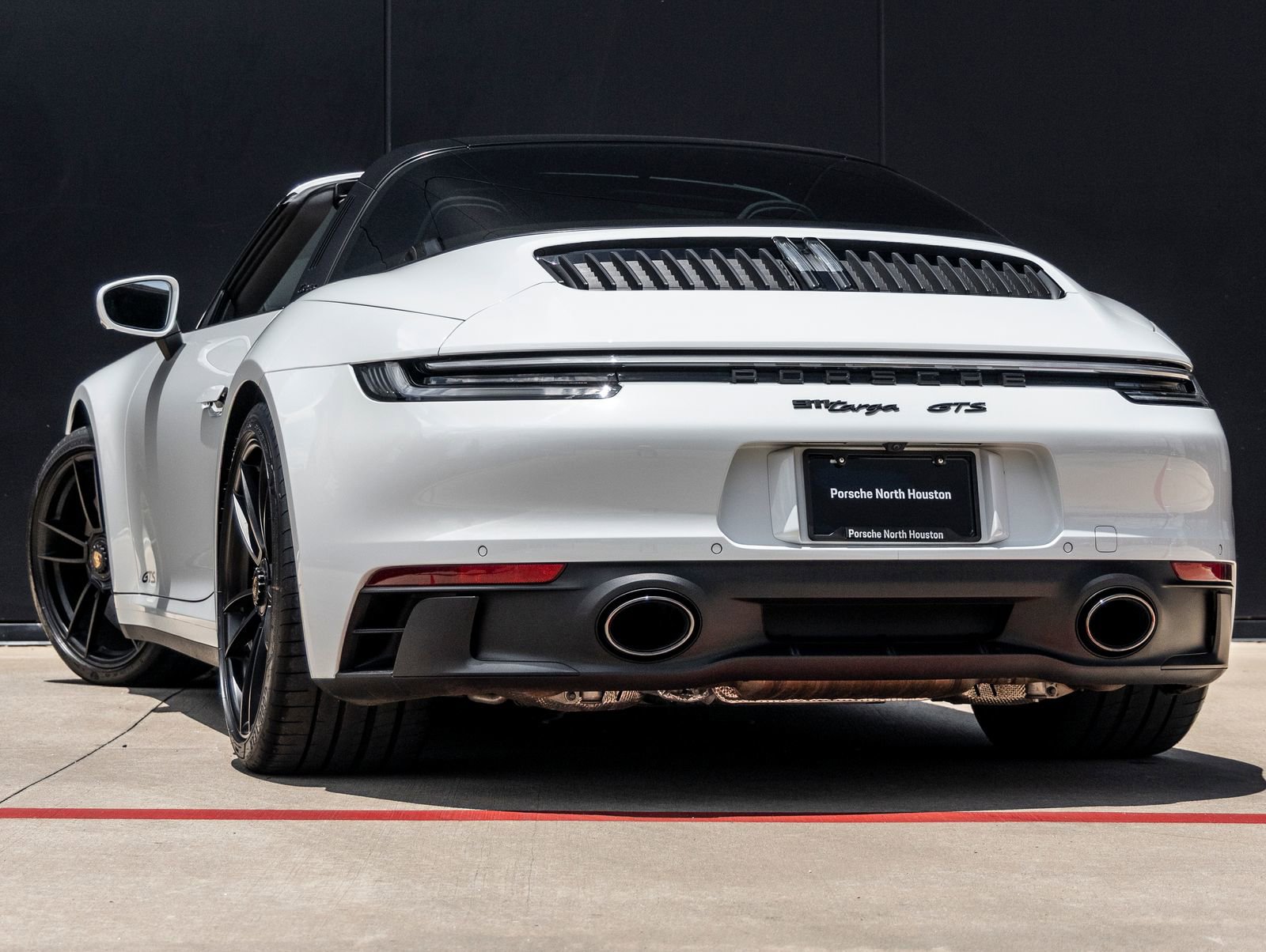 Used 2022 Porsche 911 Targa 4 GTS AWD/4WD image 3
