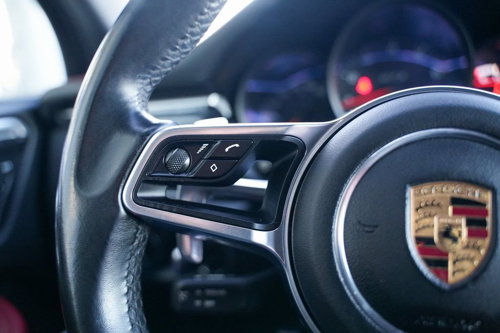 Used 2018 Porsche Macan GTS image 32