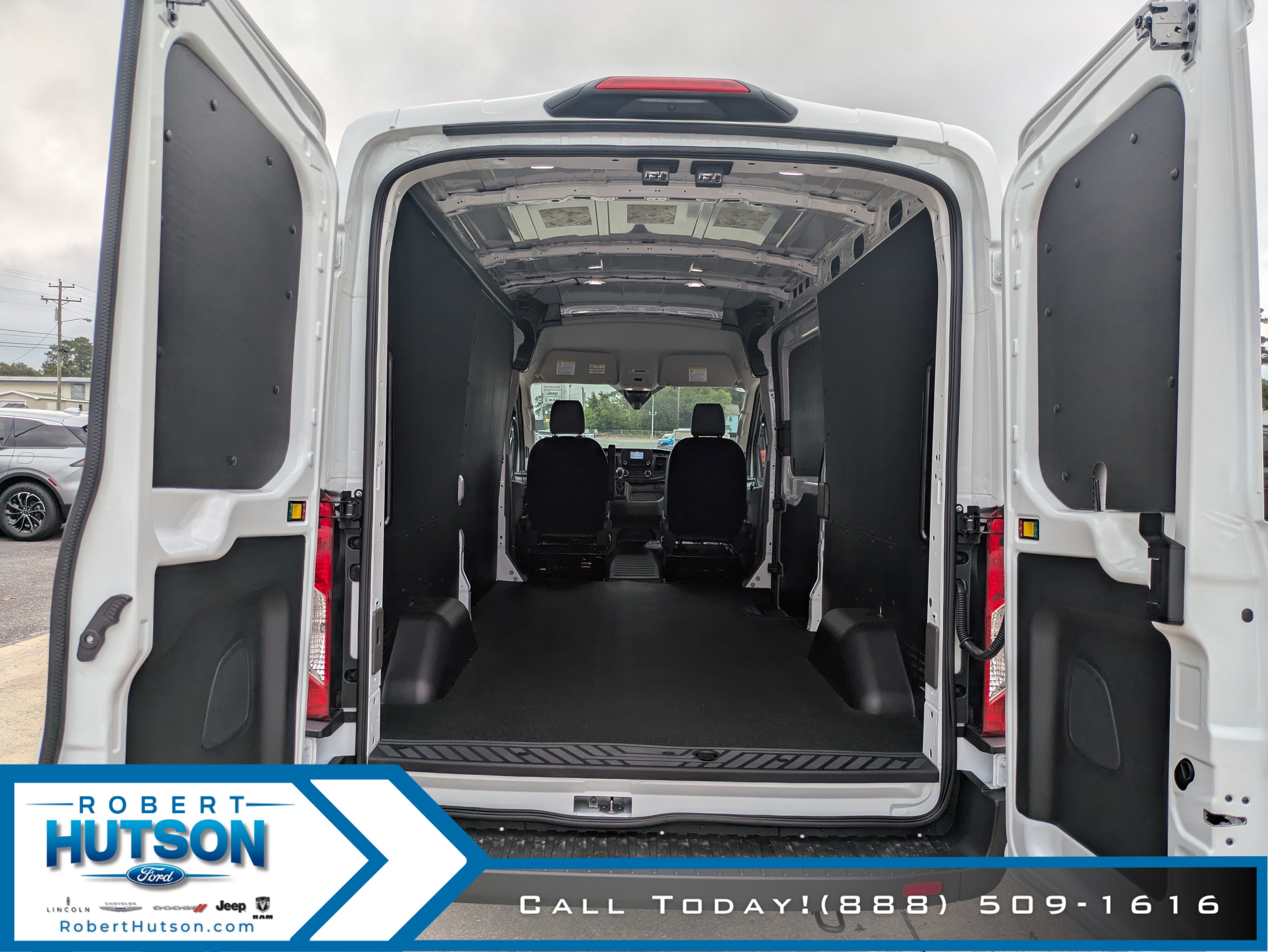 New 2025 Ford Transit 250 148 Medium Roof w/ Load Area Protection Package image 10