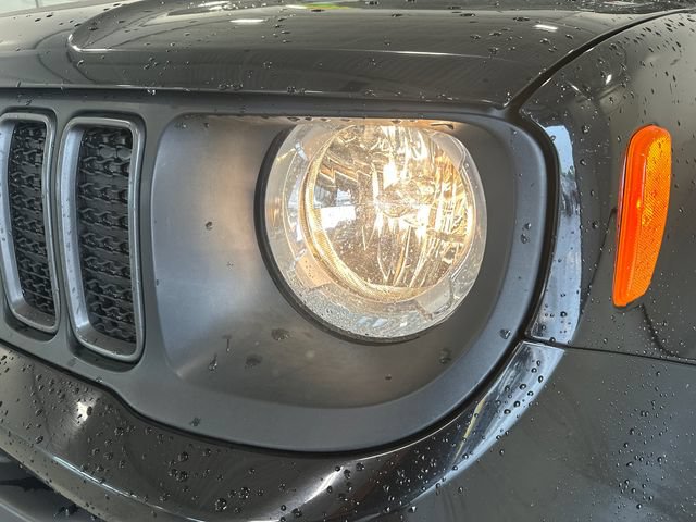 Used 2023 Jeep Renegade Trailhawk AWD/4WD image 9