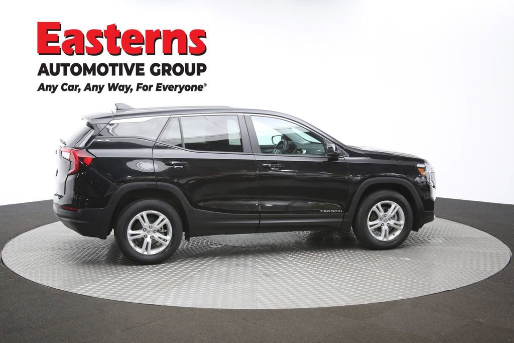 Used 2022 GMC Terrain SLE image 44