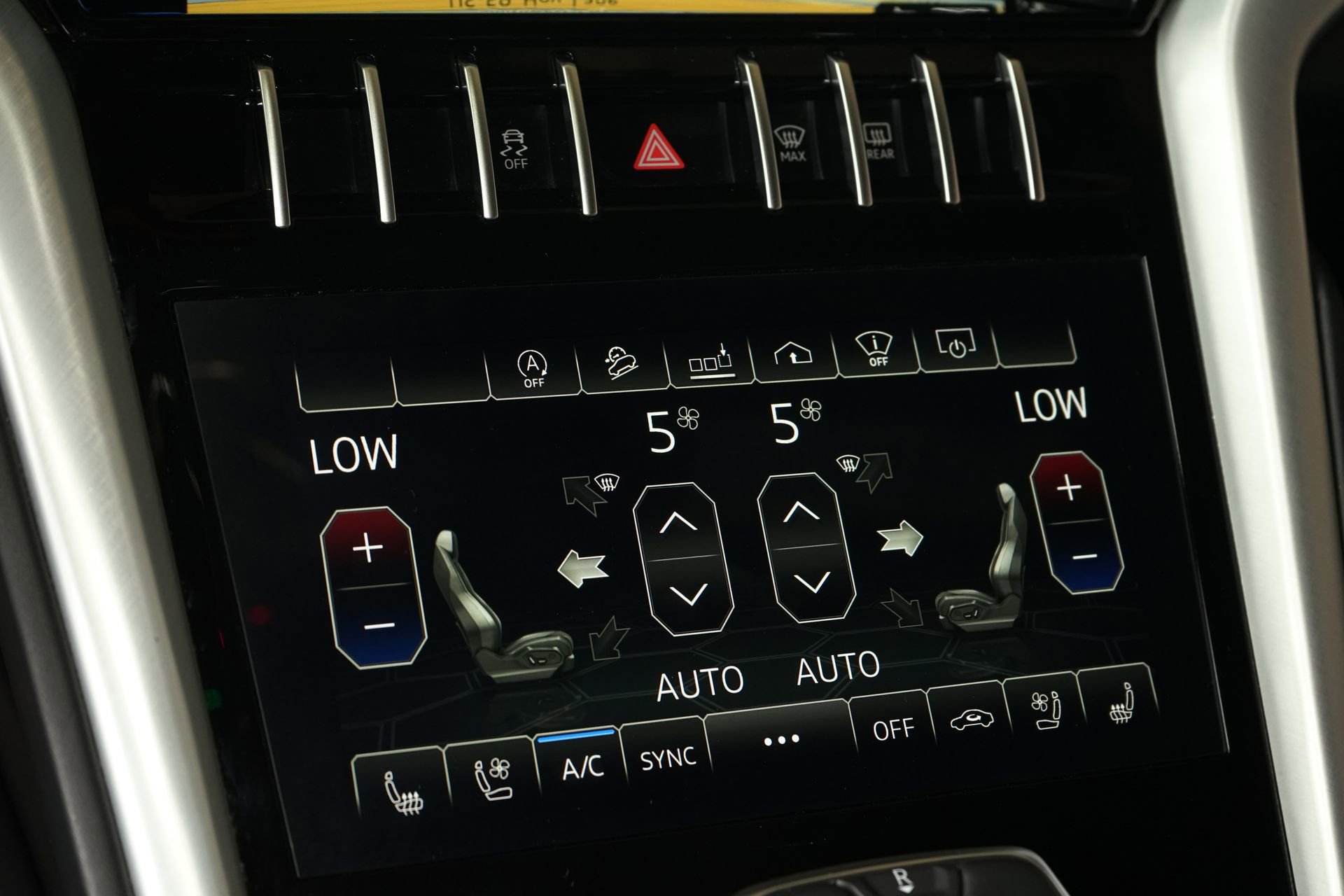 Used 2020 Lamborghini Urus image 22