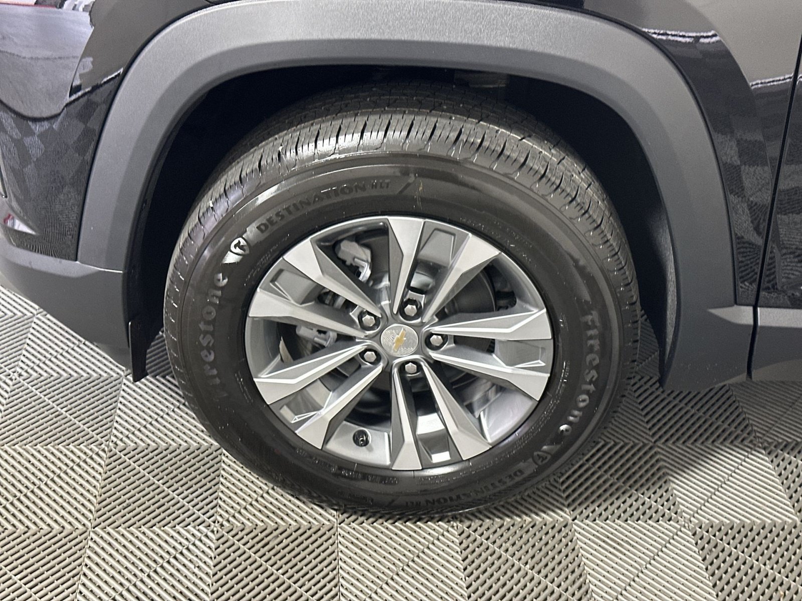 New 2027 Chevrolet Equinox LT FWD image 12