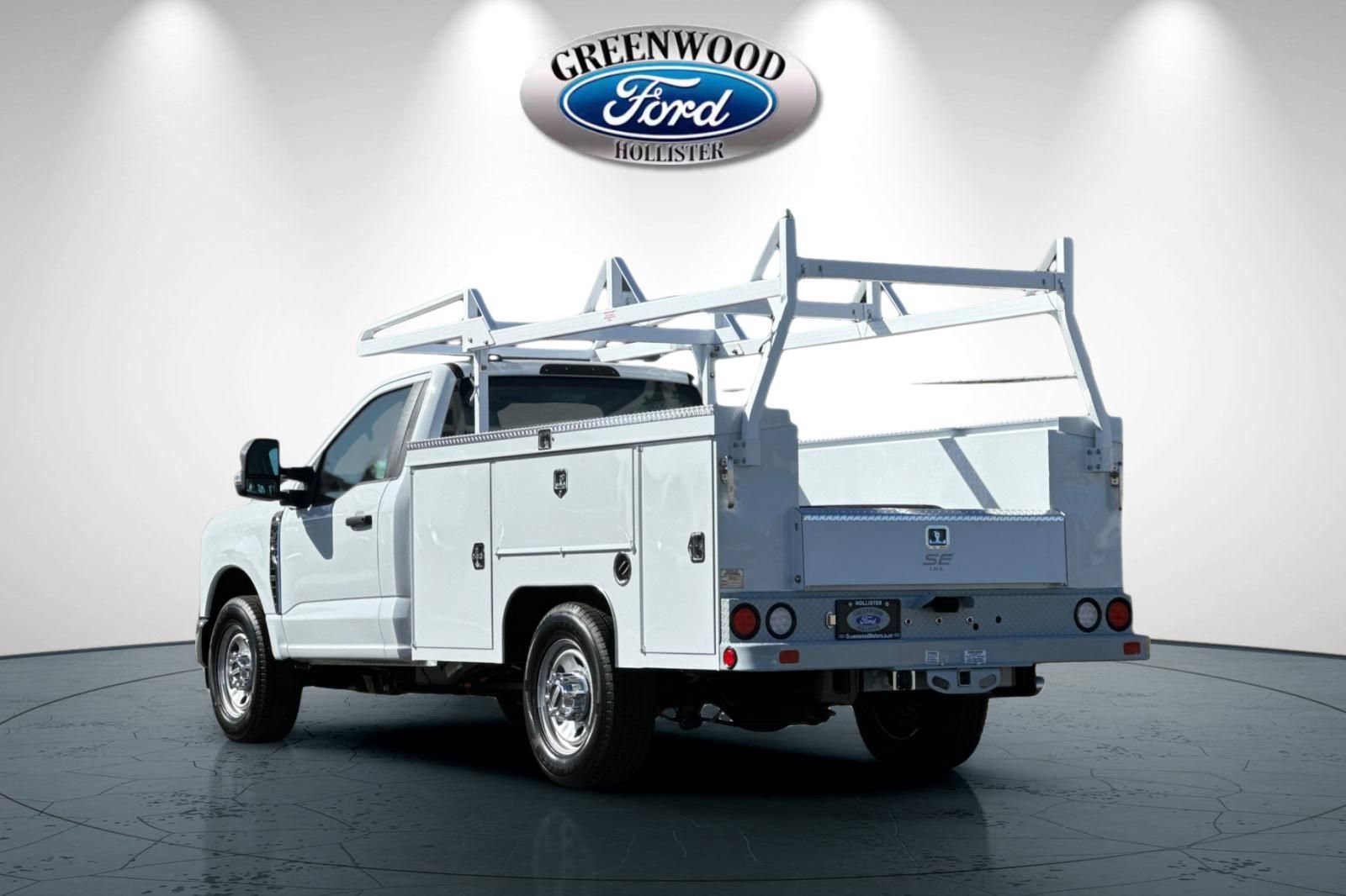 New 2025 Ford F350 XL w/ XL Chrome Package RWD image 6