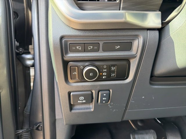 Used 2024 Ford F150 Lariat w/ FX4 Off-Road Package image 12