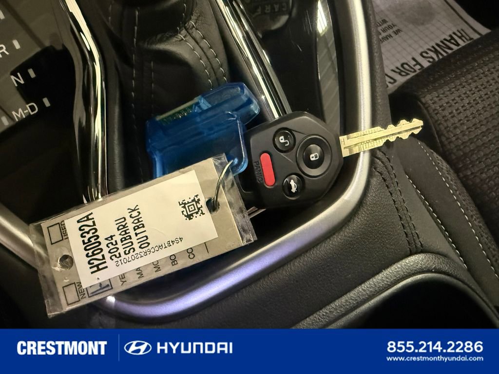 Used 2024 Subaru Outback Premium AWD/4WD image 36