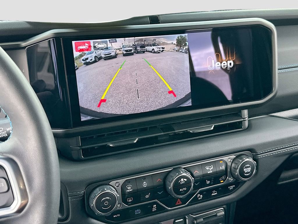 Used 2024 Jeep Wrangler High Altitude image 14