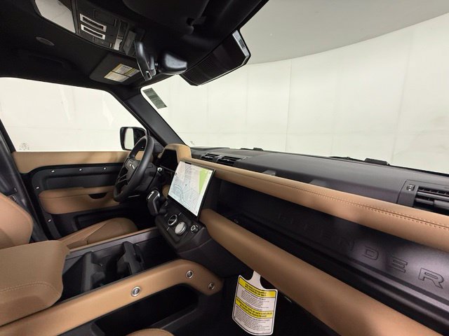 New 2026 Land Rover Defender 110 X-Dynamic SE AWD/4WD image 31
