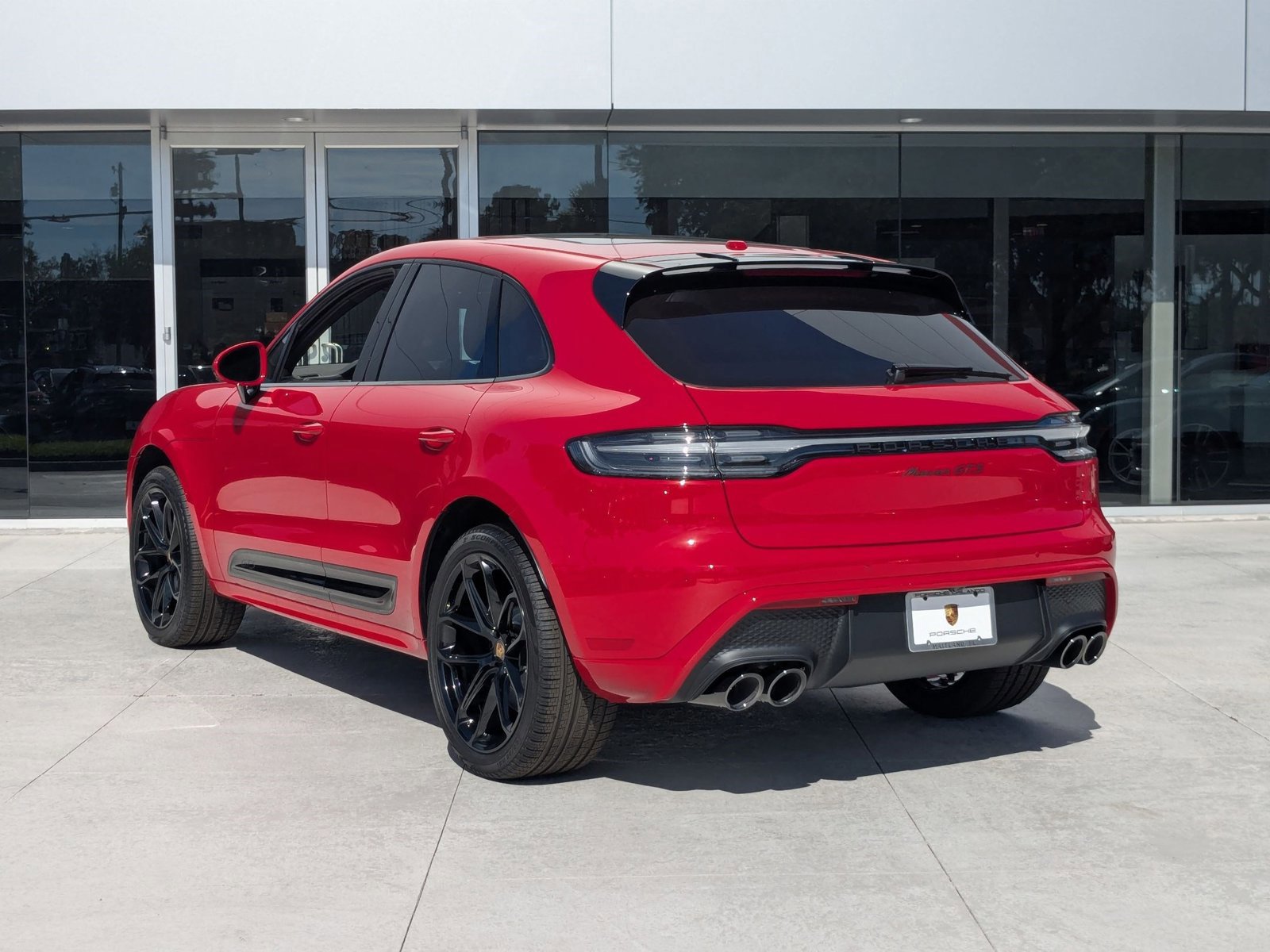 New 2026 Porsche Macan GTS image 3