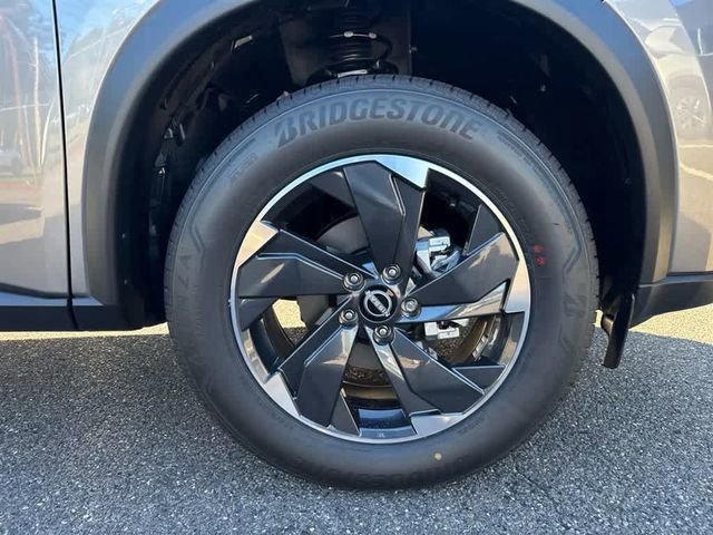 New 2026 Nissan Rogue SV image 28