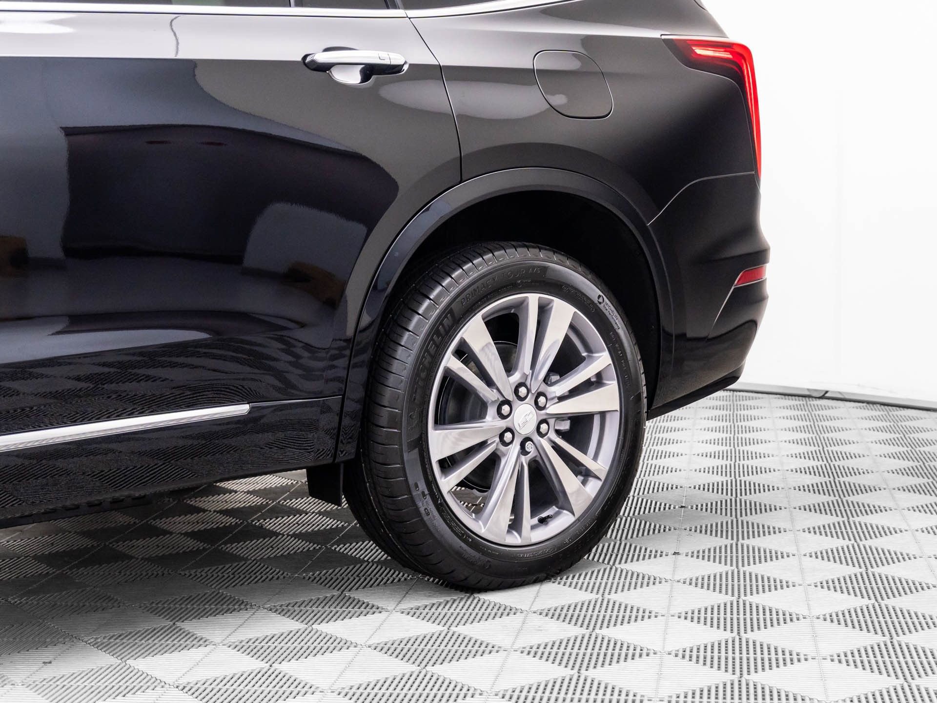 New 2025 Cadillac XT6 Premium Luxury image 35