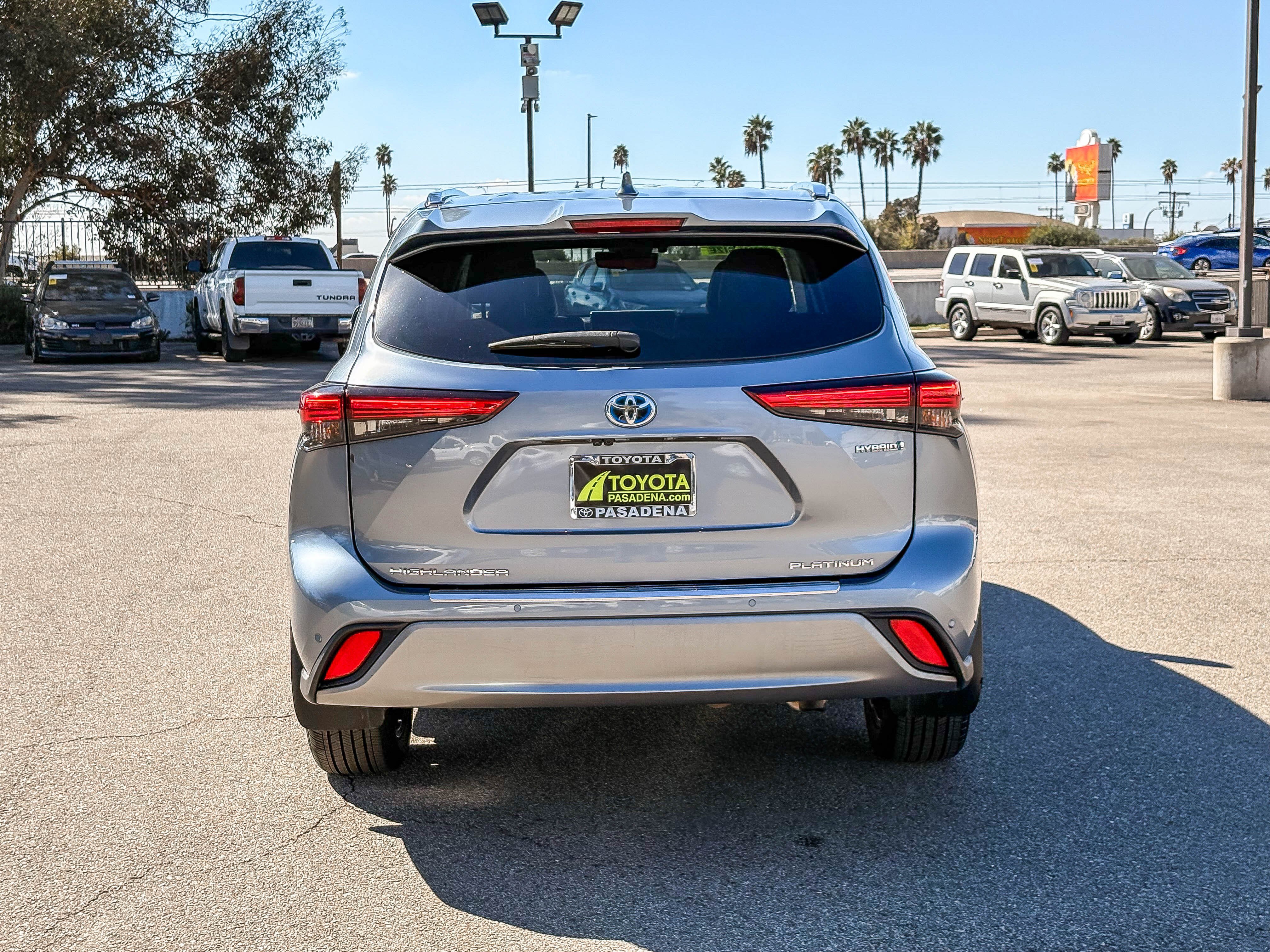 Used 2021 Toyota Highlander Platinum AWD/4WD image 7