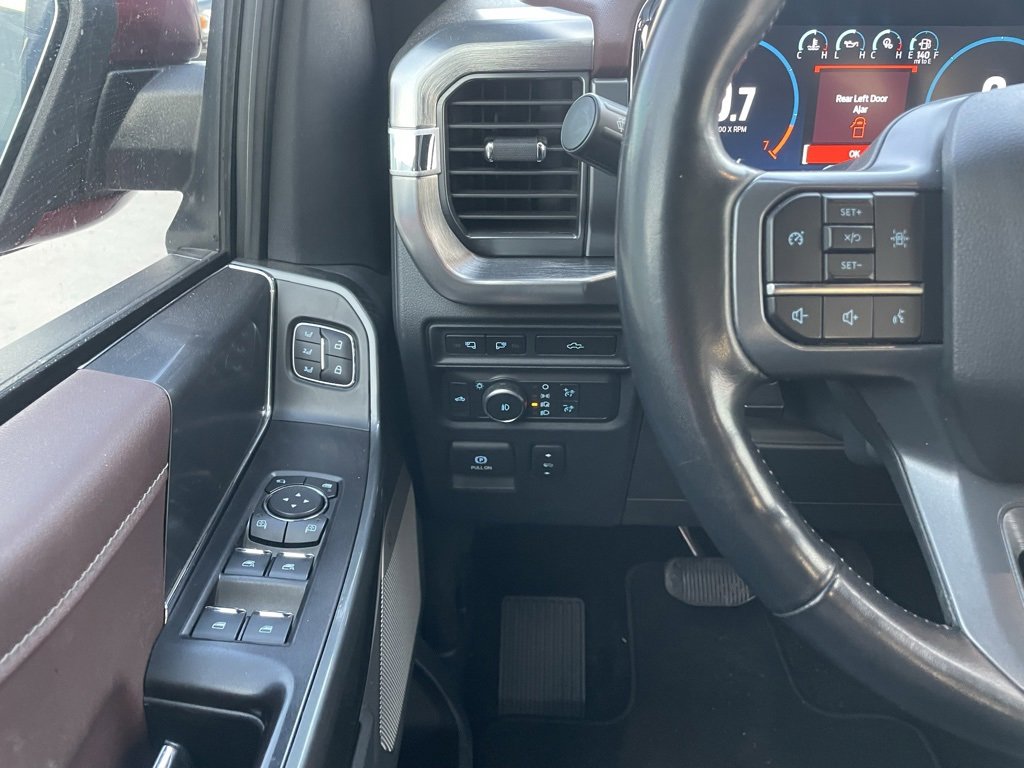 Used 2022 Ford F150 Lariat image 12