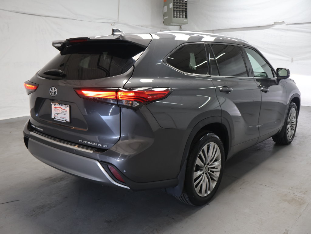 Used 2023 Toyota Highlander Platinum AWD/4WD image 7