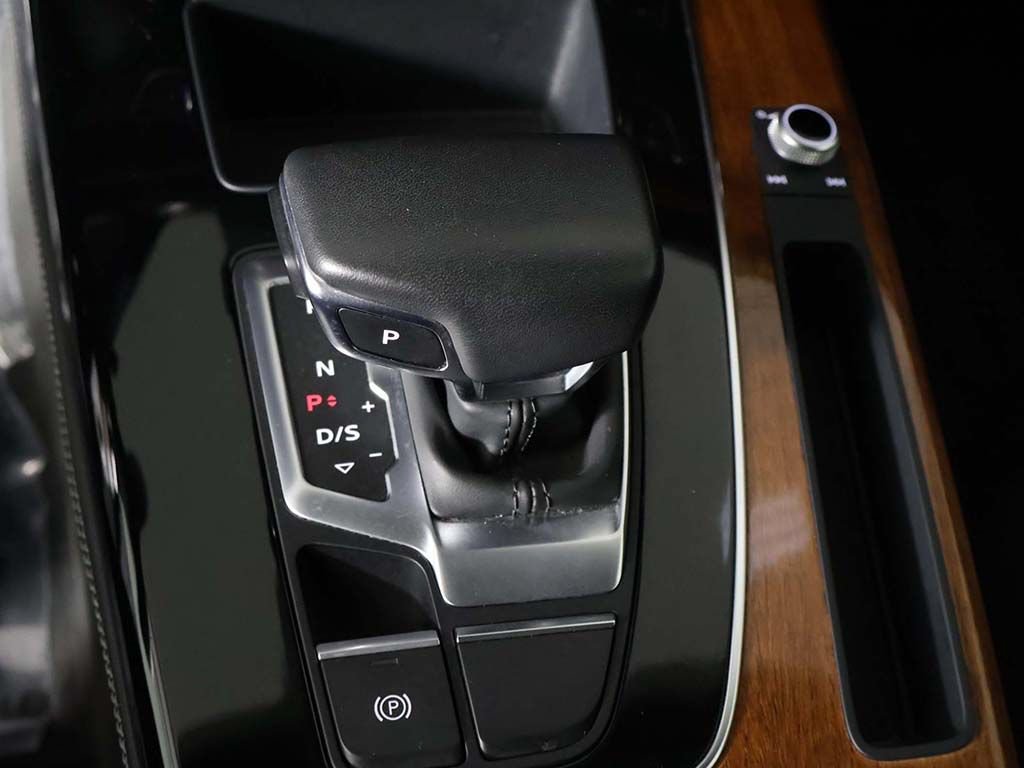 Used 2023 Audi Q5 2.0T Premium Plus w/ Premium Plus Package AWD/4WD image 48