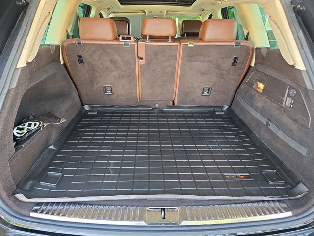 Used 2013 Volkswagen Touareg VR6 image 42