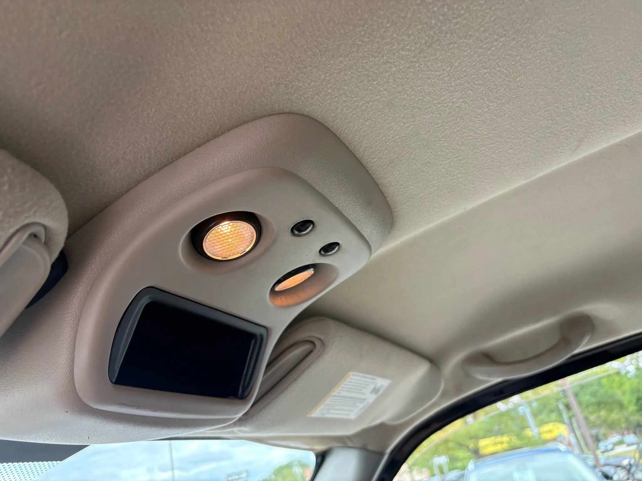 Used 2005 Chevrolet Avalanche Z71 w/ Preferred Equipment Group image 27