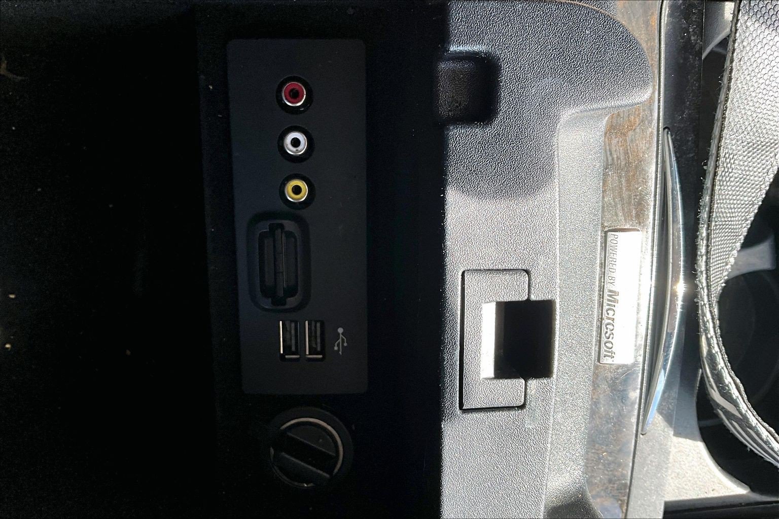 Used 2013 Lincoln MKS AWD image 15