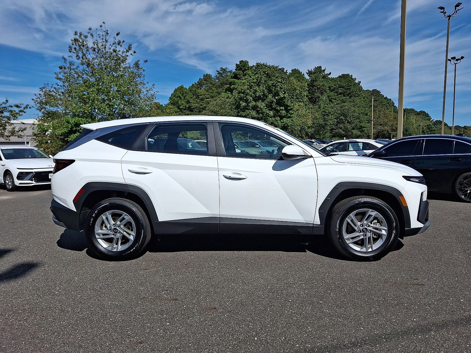 Used 2025 Hyundai Tucson SE image 31