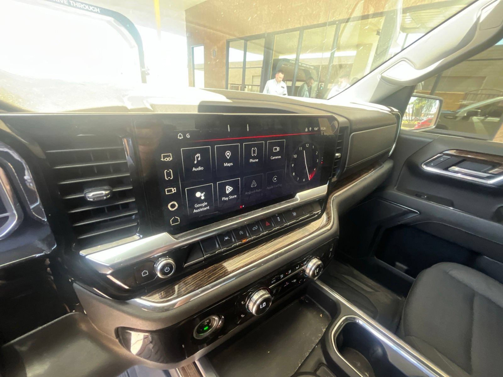Used 2024 GMC Sierra 1500 Elevation RWD image 10