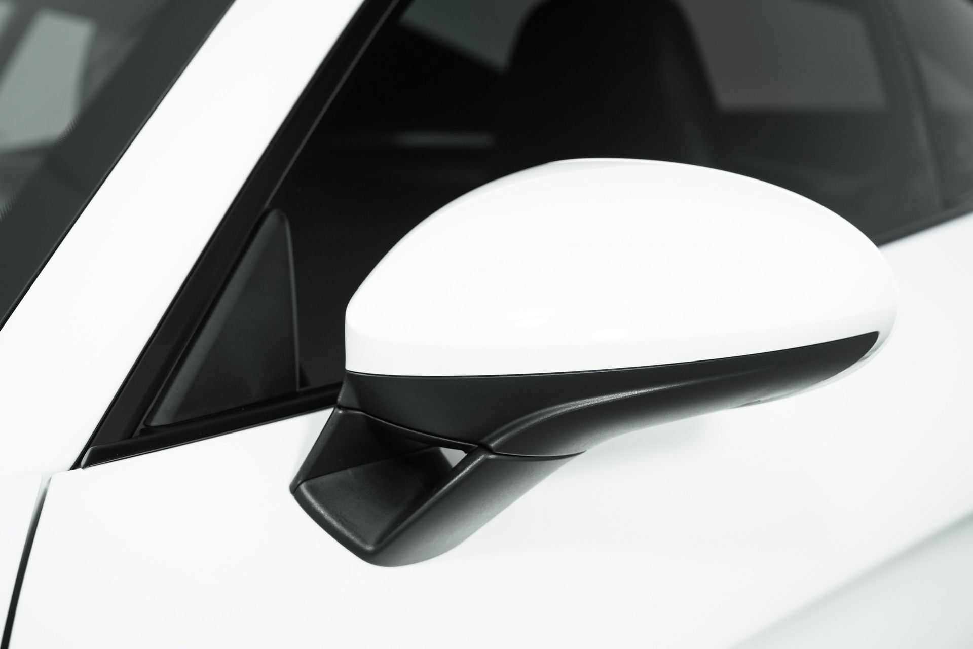 Used 2025 Porsche 718 Cayman RWD image 47