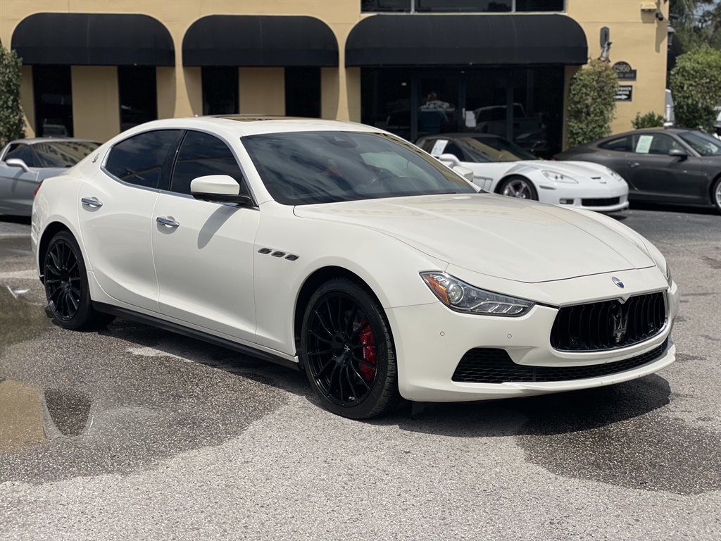 Used 2017 Maserati Ghibli S Q4 AWD/4WD image 19