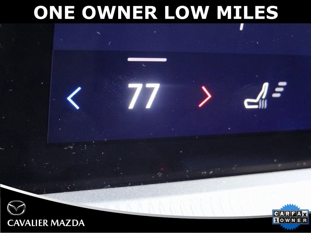Used 2025 Ford Explorer Active image 31