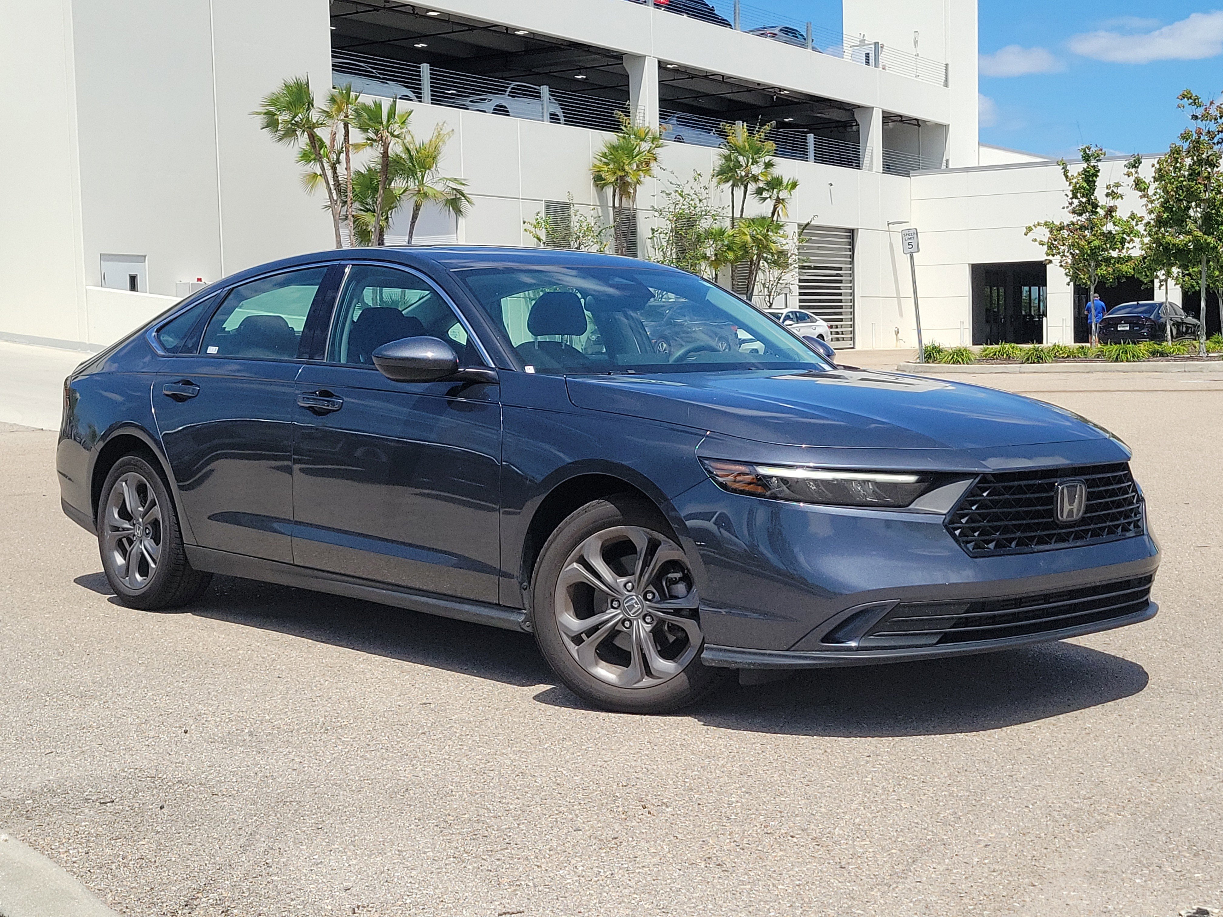 Used 2024 Honda Accord EX image 31