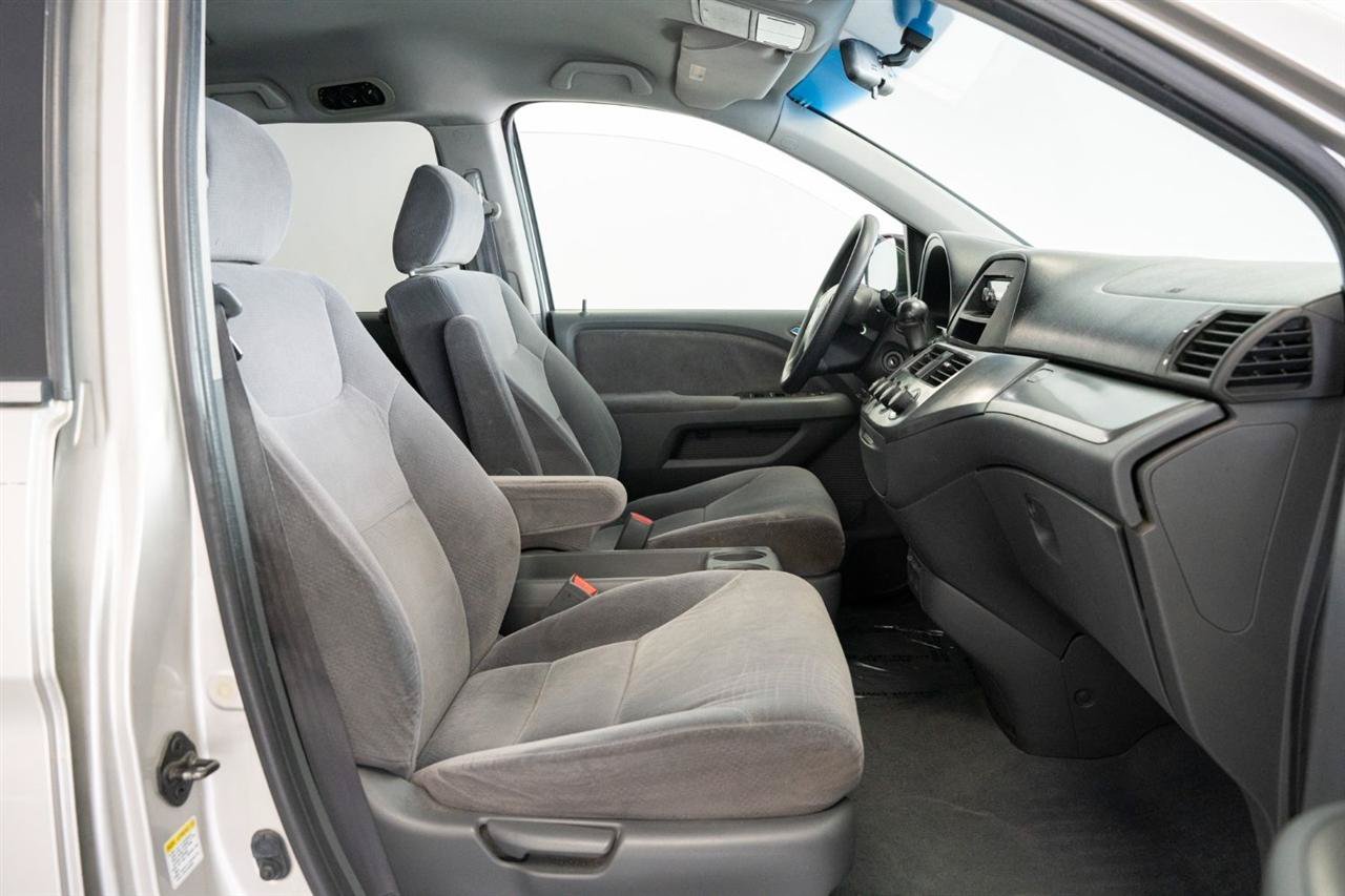 Used 2005 Honda Odyssey LX image 10