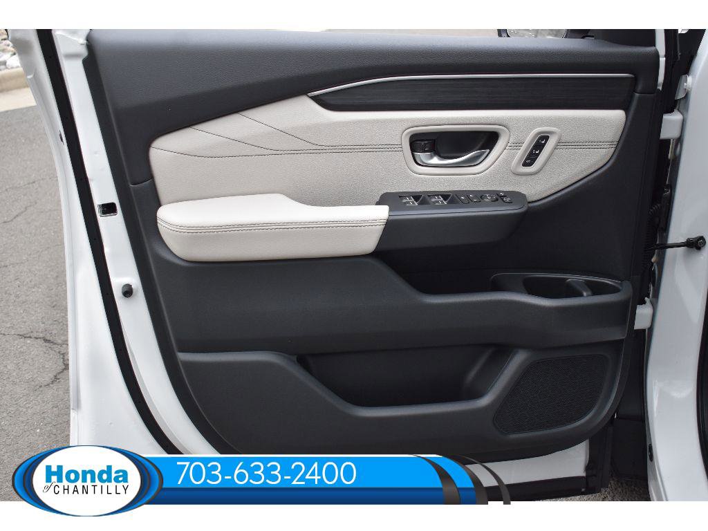 New 2026 Honda Pilot Touring image 25