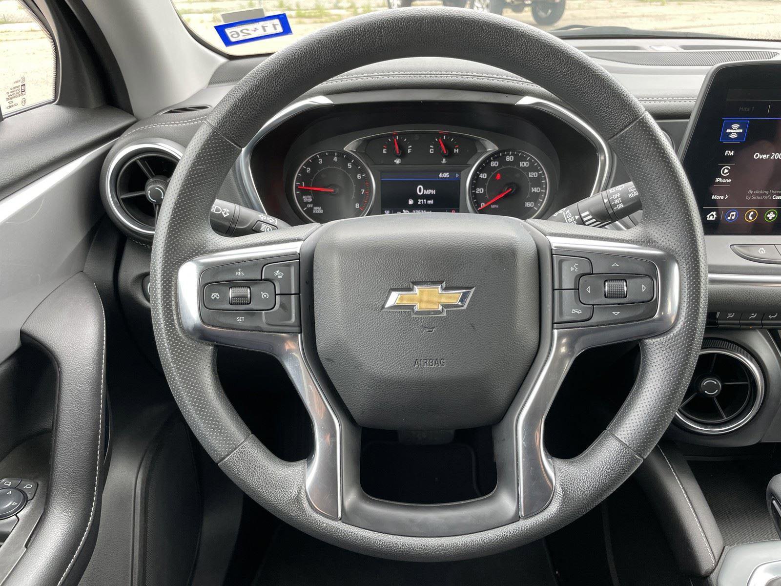 Used 2025 Chevrolet Blazer LT FWD image 15