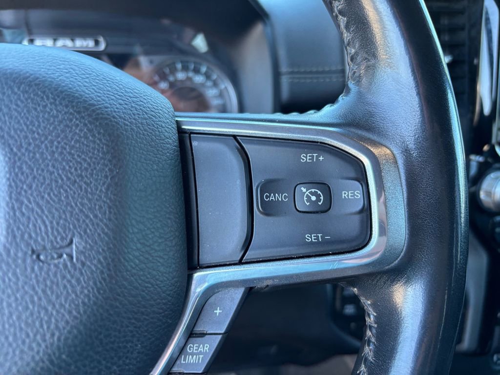 Used 2012 Dodge Grand Caravan SXT FWD image 20