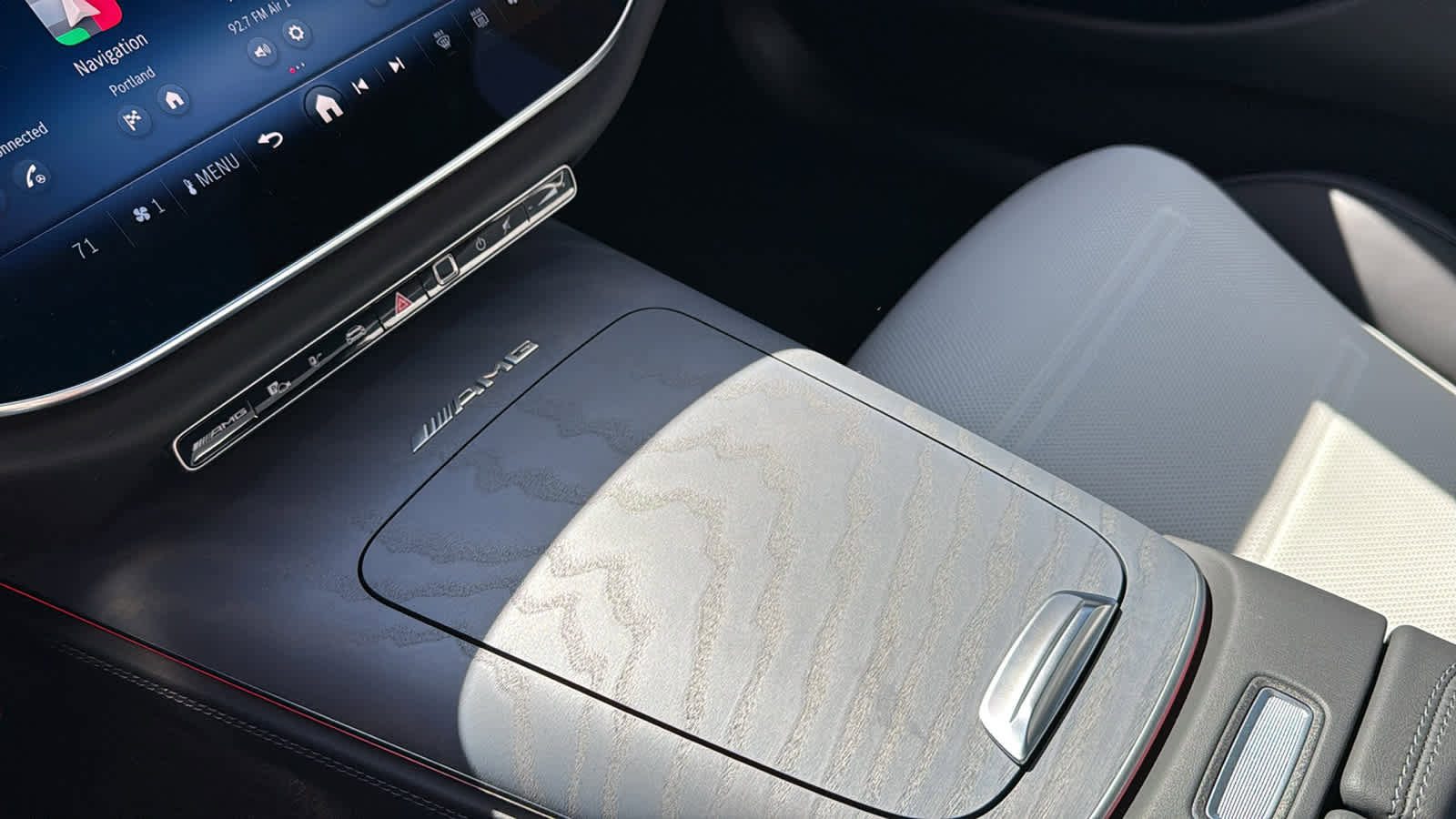 New 2026 Mercedes-Benz E 53 AMG e 4MATIC Sedan image 23