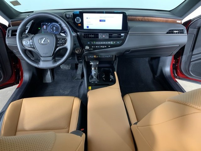 Used 2025 Lexus ES 300h 300h w/ Premium Package image 37