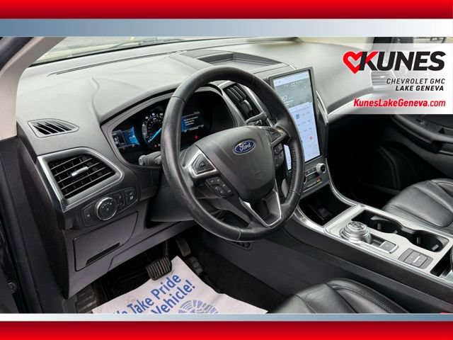 Used 2022 Ford Edge Titanium AWD/4WD image 28