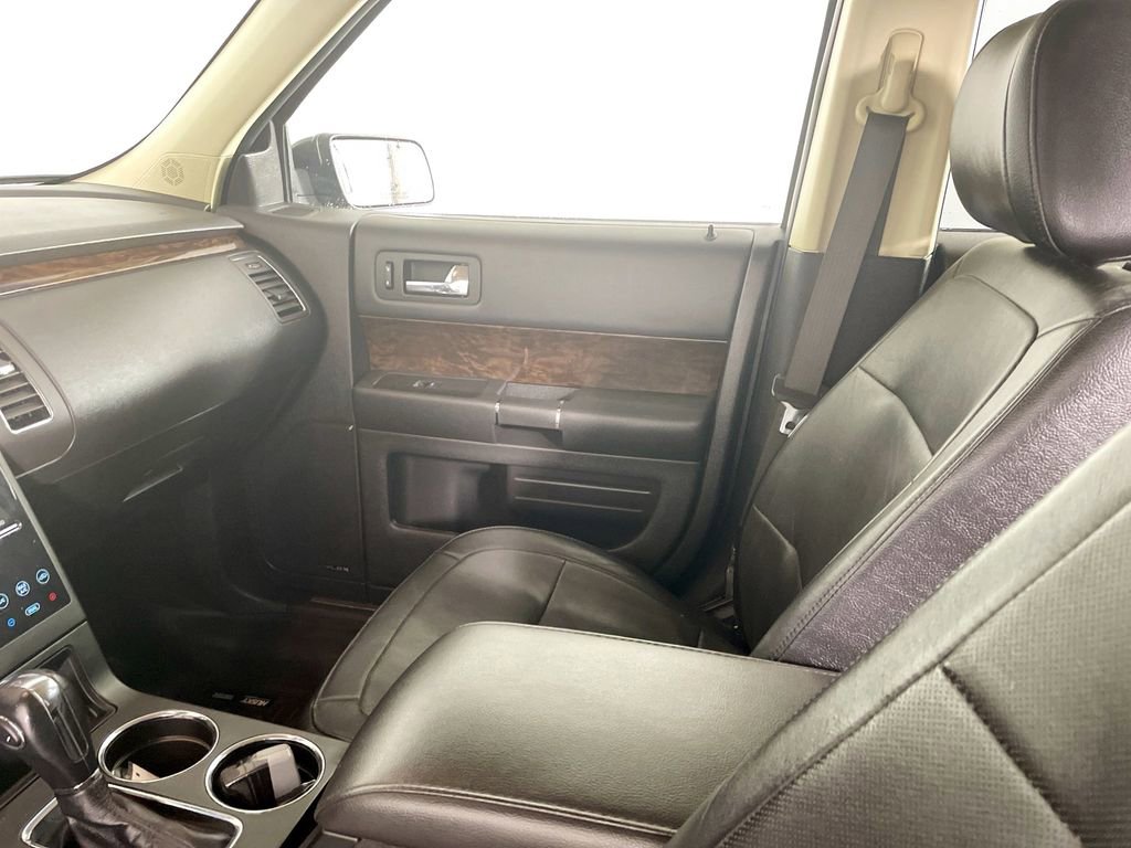 Used 2018 Ford Flex Limited image 26